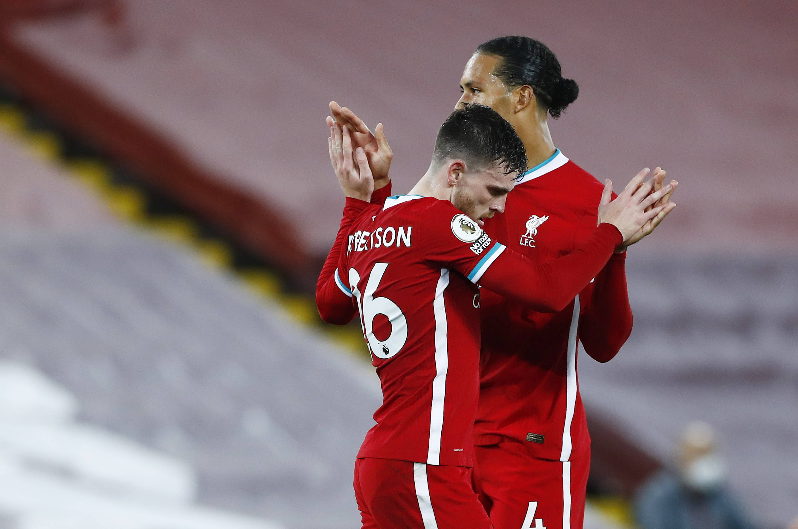 巴萨通过合 巴萨通过合