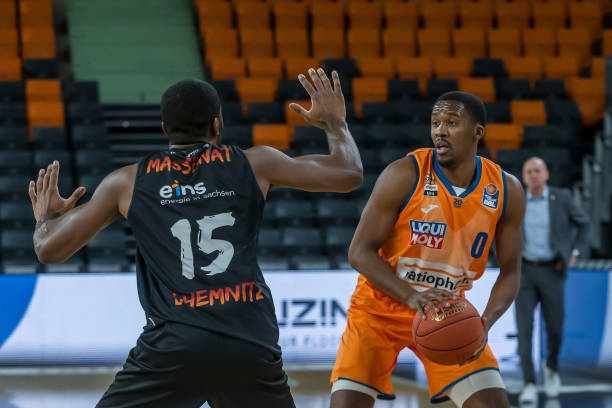 武磊的出色 武磊的出色